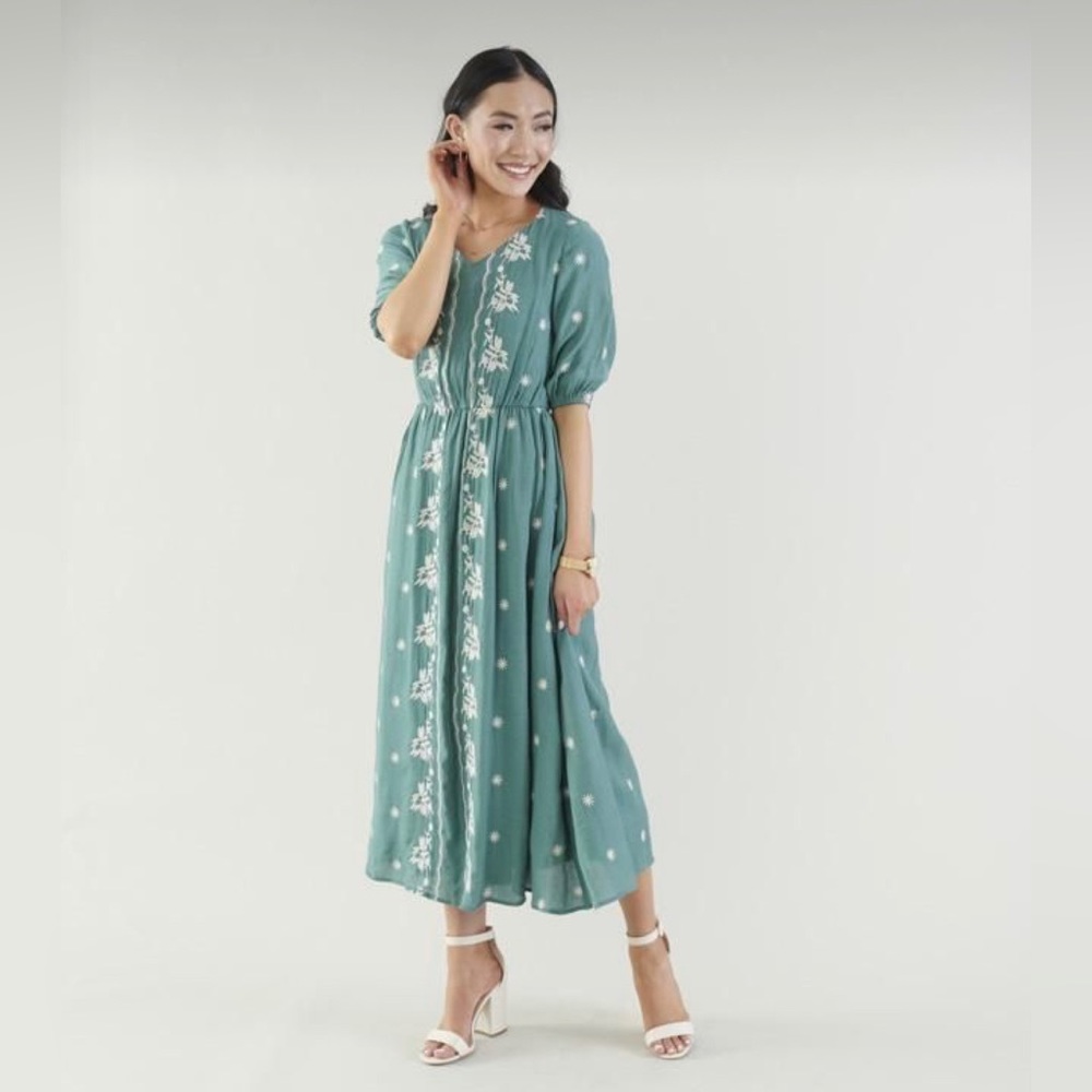 SweetSalt Modest Hunter Green Maxi Dress w/ White Floral Details Size 14/16